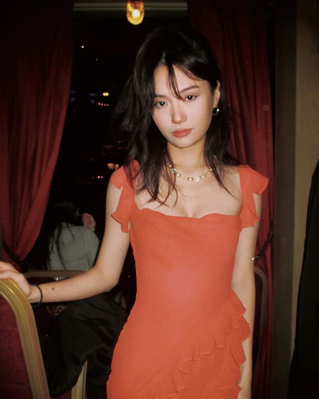 Lộ clip con riêng của chồng Vũ Thu Phương thay đổi sắc mặt khi siêu mẫu đặt tay lên vai- Ảnh 7.