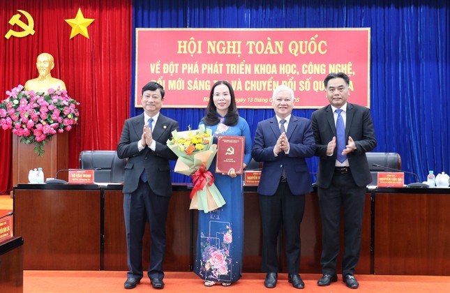 Ban B&iacute; thư Trung ương Đảng chuẩn y nh&acirc;n sự Tại 5 Tỉnh - Ảnh 5.