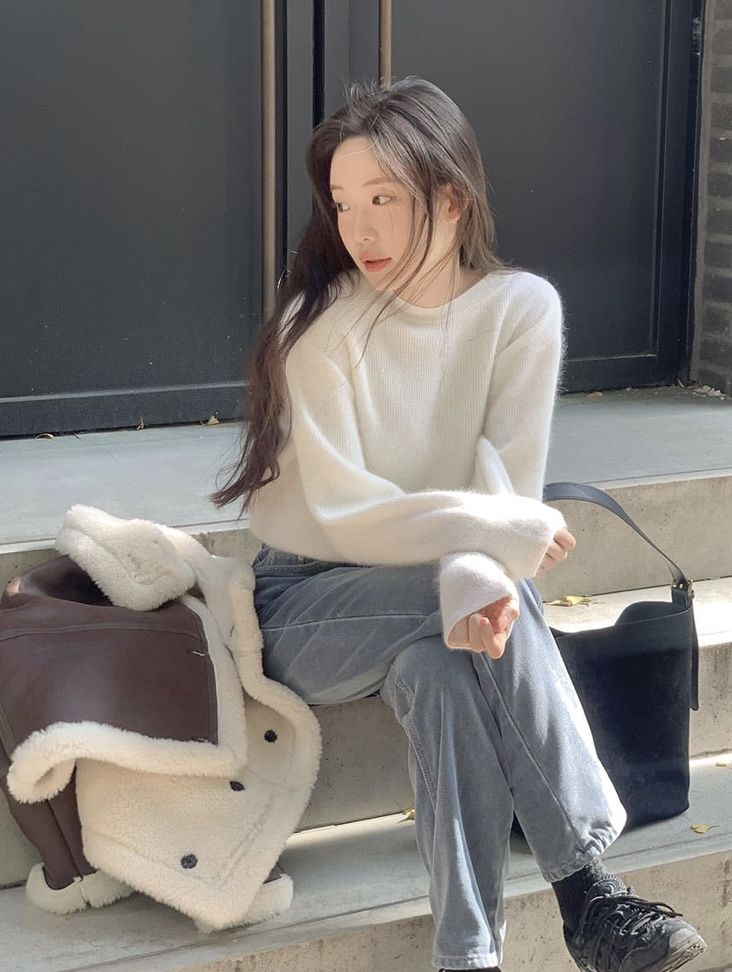 Lương thưởng của m&igrave;nh chưa biết ra sao đ&atilde; phải t&iacute;nh lương thưởng cho gi&uacute;p việc: Mẹ H&agrave; Nội hỏi 1 c&acirc;u g&acirc;y tranh c&atilde;i- Ảnh 1.