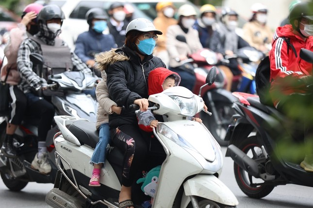 Miền Bắc đón không khí lạnh dịp Tết Nguyên đán - Ảnh 1.