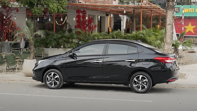 Chồng thích xe Hàn, vợ lái mới quyết lấy Toyota Vios: ‘Tiết kiệm hơn Accent, cố lấy bản G cho an toàn’ - Ảnh 12.