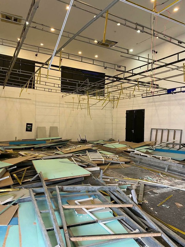 Khung cảnh hoang tàn hé lộ sự thật bất ngờ về Chị Đẹp Đạp Gió 2024 trước Chung kết - Ảnh 5. Khung cảnh hoang tàn hé lộ sự thật bất ngờ về Chị Đẹp Đạp Gió 2024 trước Chung kết - Ảnh 5.