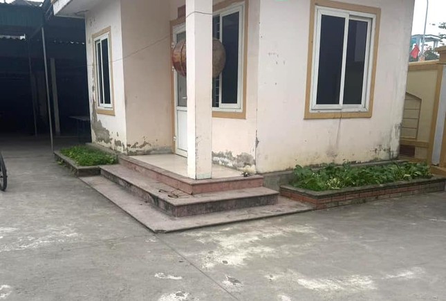 Nam bảo vệ tử vong tại trường học , cuộc họp phụ huynh bị hủy - Ảnh 2.