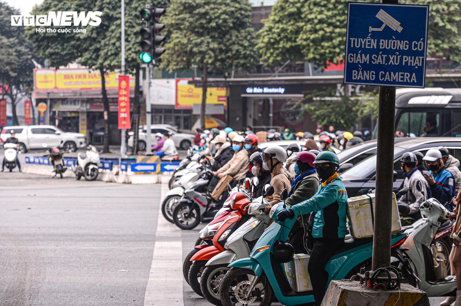 Lắp camera phạt nguội tại nút giao 4 tầng Hà Nội - Ảnh 5.