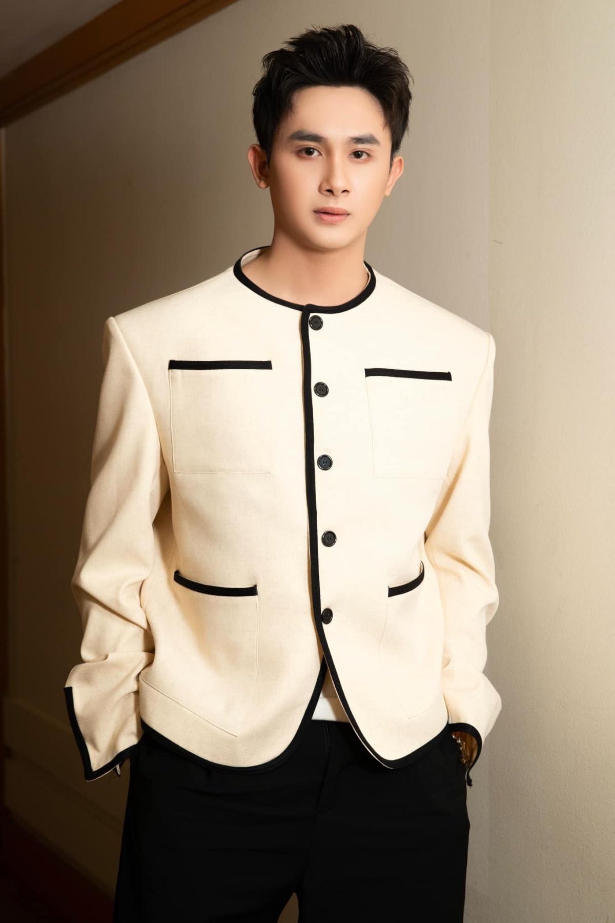 T&oacute;m d&iacute;nh hint hẹn h&ograve; của Diệp L&acirc;m Anh v&agrave; trai trẻ k&eacute;m 11 tuổi- Ảnh 11.