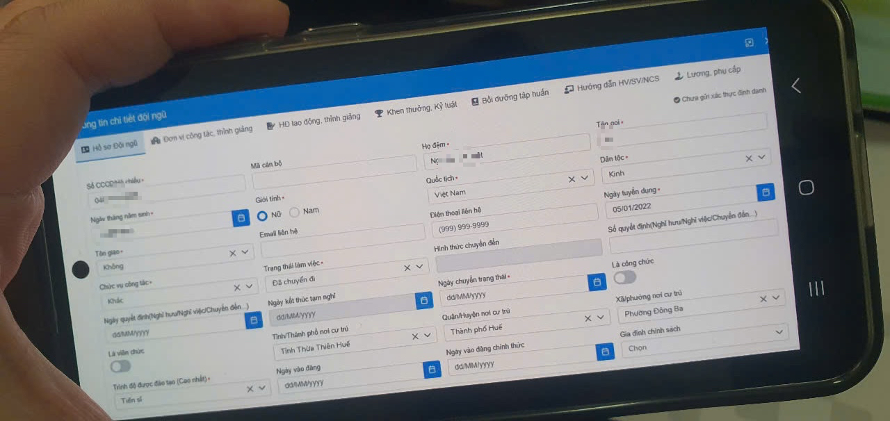Tiến sĩ Huế bất ngờ c&oacute; t&ecirc;n trong danh s&aacute;ch giảng vi&ecirc;n ĐH Huế - Ảnh 1.