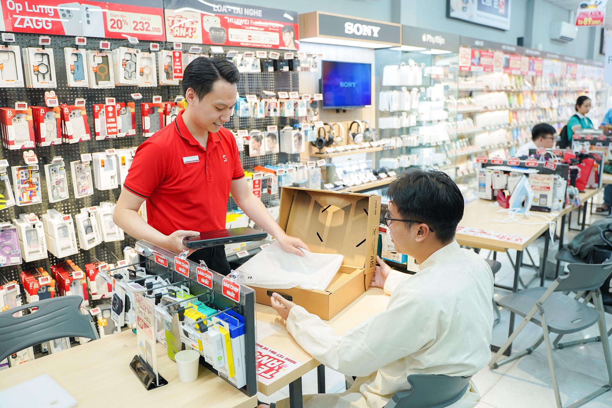Tết AN-t mua h&agrave;ng c&ocirc;ng nghệ, nhận 120 chỉ v&agrave;ng tại CellphoneS - Ảnh 4.