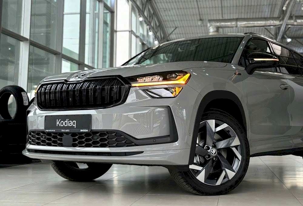 Skoda Kodiaq 2025 chốt b&aacute;n tại Việt Nam: Mua trước Tết giảm gi&aacute; lăn b&aacute;nh, c&oacute; bản thể thao, đều AWD, tăng sức đấu Santa Fe- Ảnh 9.