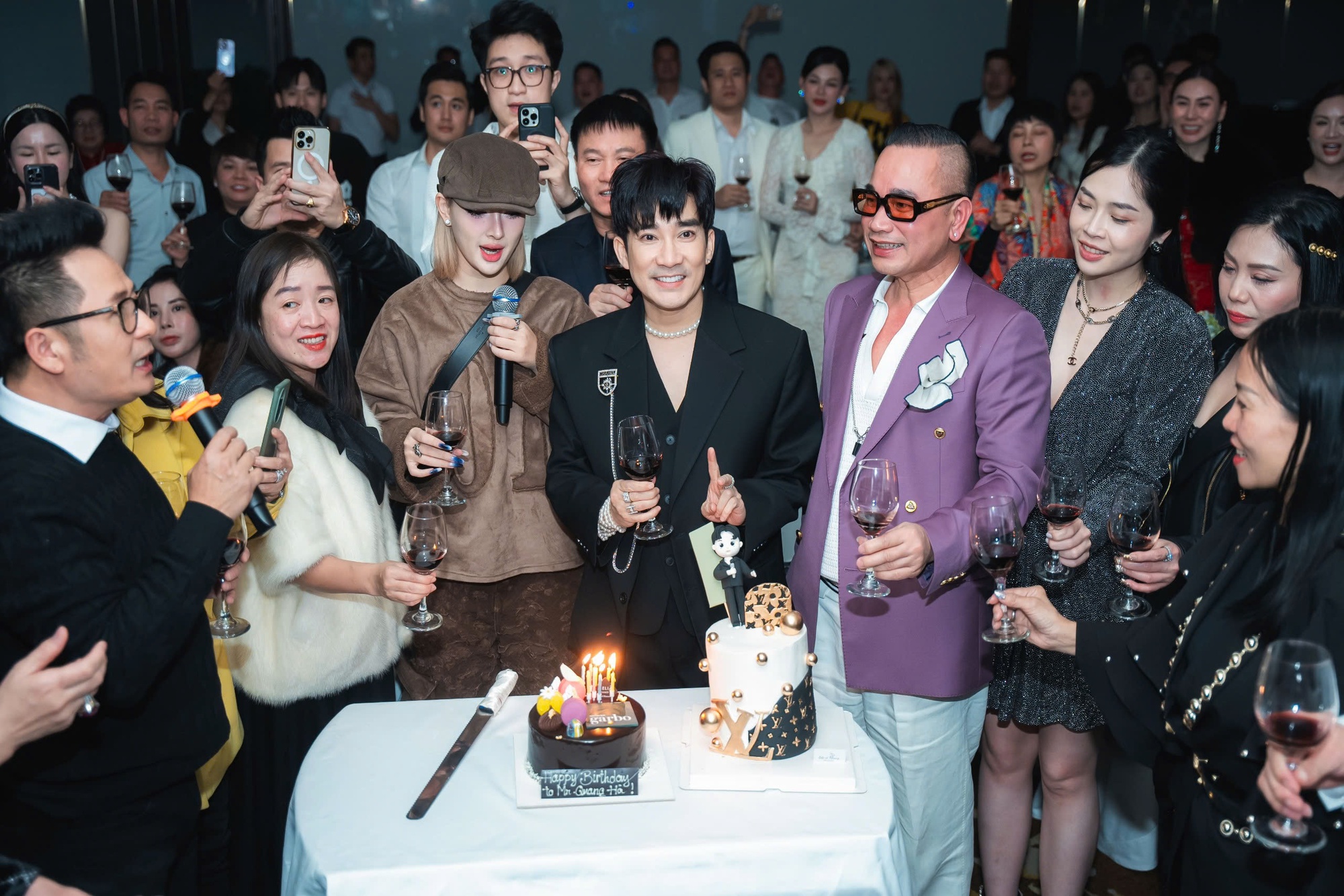 Bằng Kiều mừng tuổi 44 của Quang H&agrave; - Ảnh 7.