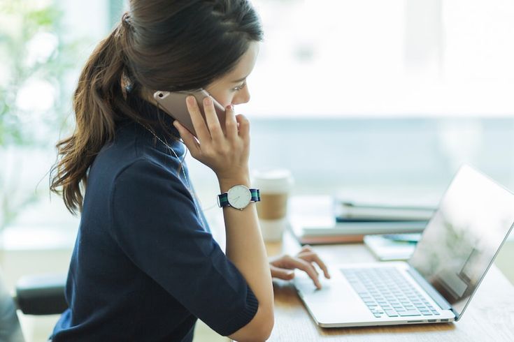 Đọc b&agrave;i văn tả người gi&uacute;p việc của con trai 8 tuổi, người mẹ sốc, đang đi l&agrave;m phải về nh&agrave; ngay lập tức- Ảnh 1.