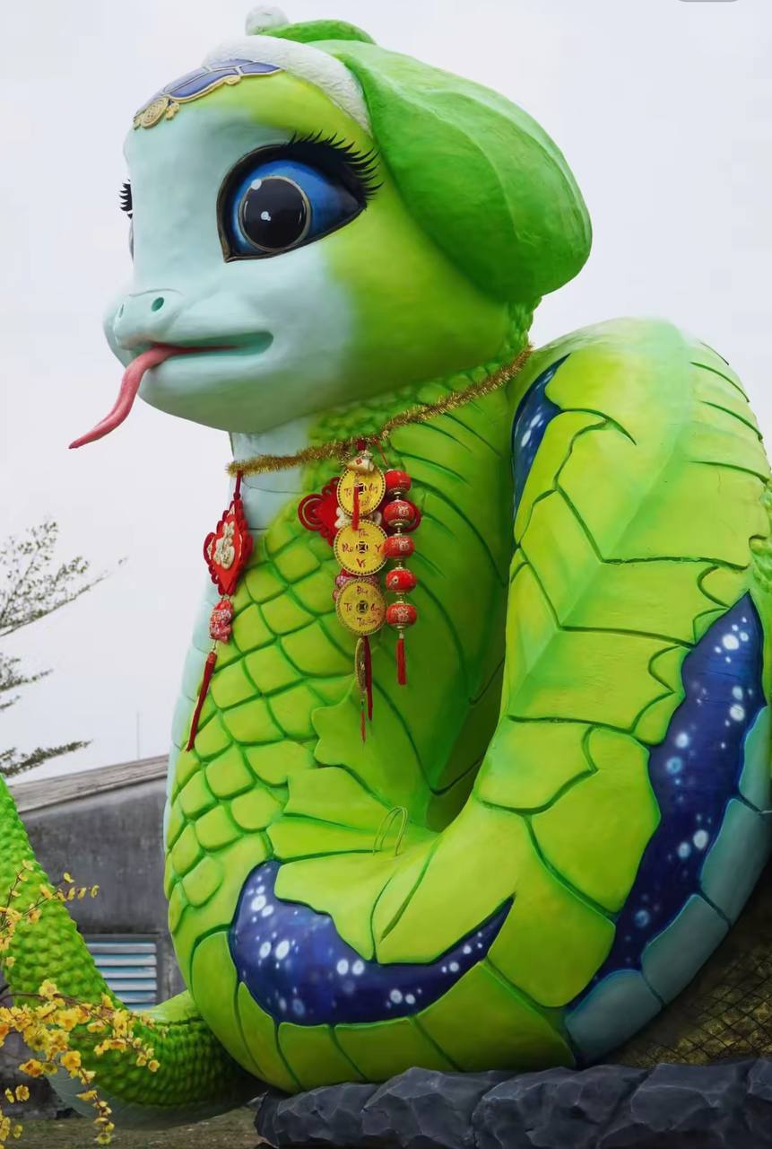 Cuộc đua linh vật rắn 2025: Kim xà quyền uy, "bé Na tẻn tẻn" chiếm sóng mạng xã hội - Ảnh 27.