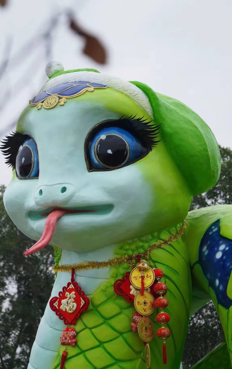 Cuộc đua linh vật rắn 2025: Kim xà quyền uy, "bé Na tẻn tẻn" chiếm sóng mạng xã hội - Ảnh 29.