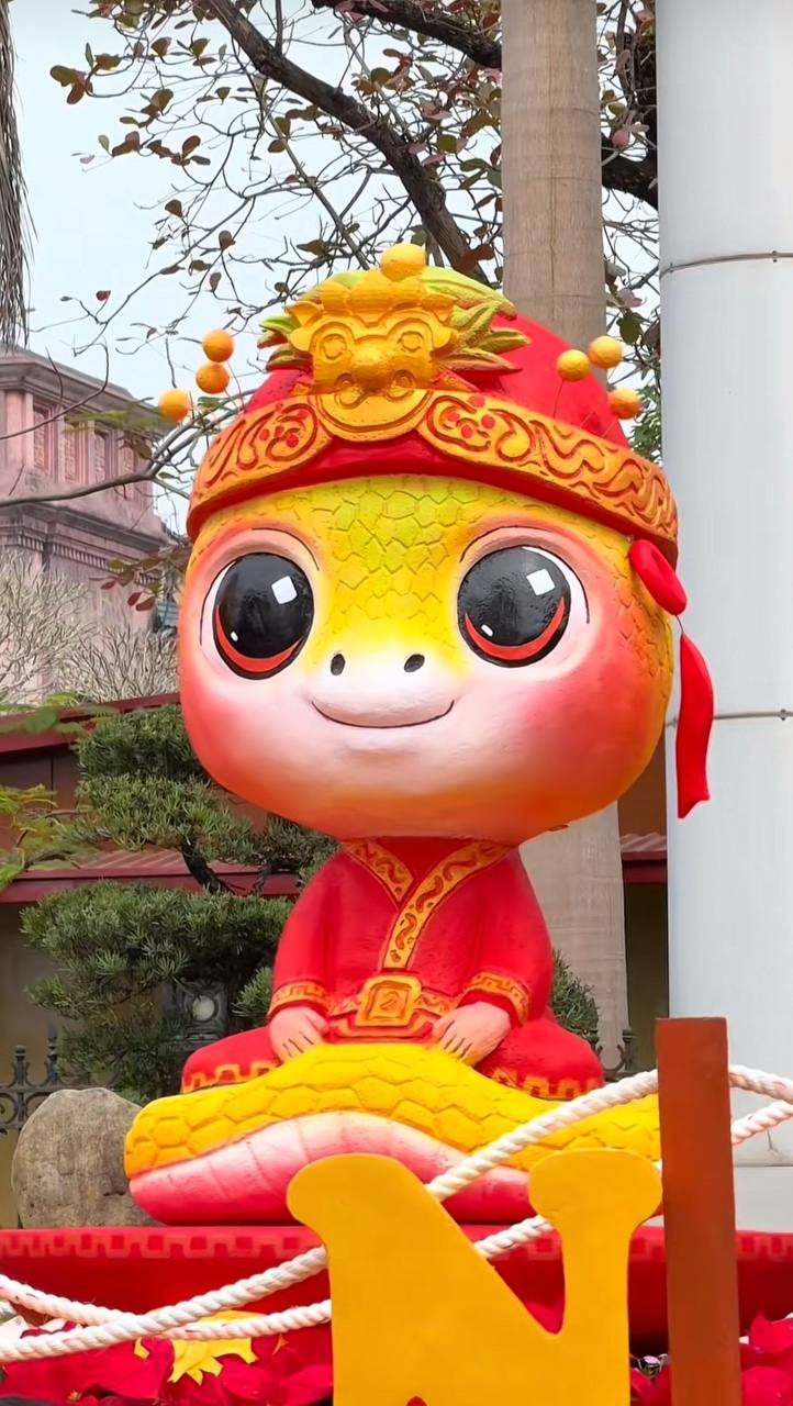 Cuộc đua linh vật rắn 2025: Kim xà quyền uy, "bé Na tẻn tẻn" chiếm sóng mạng xã hội - Ảnh 35.