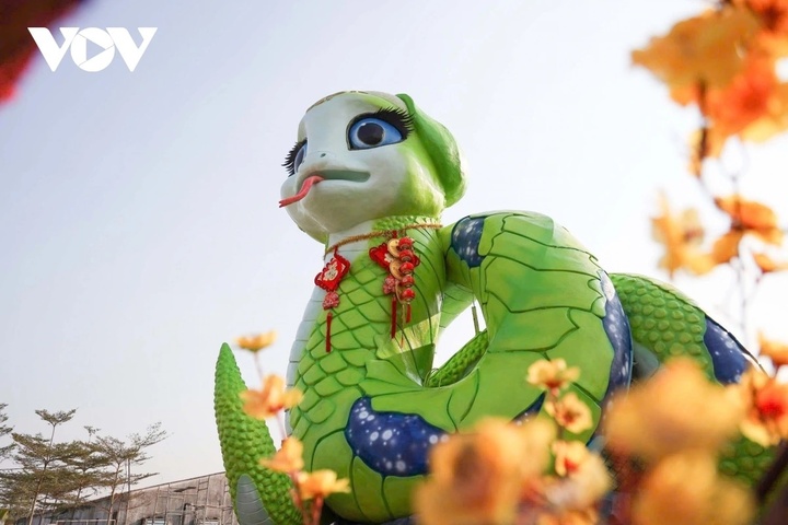 Khám phá linh vật rắn đẹp nhất Tết Ất Tỵ 2025 trên khắp các tỉnh thành - Ảnh 19.