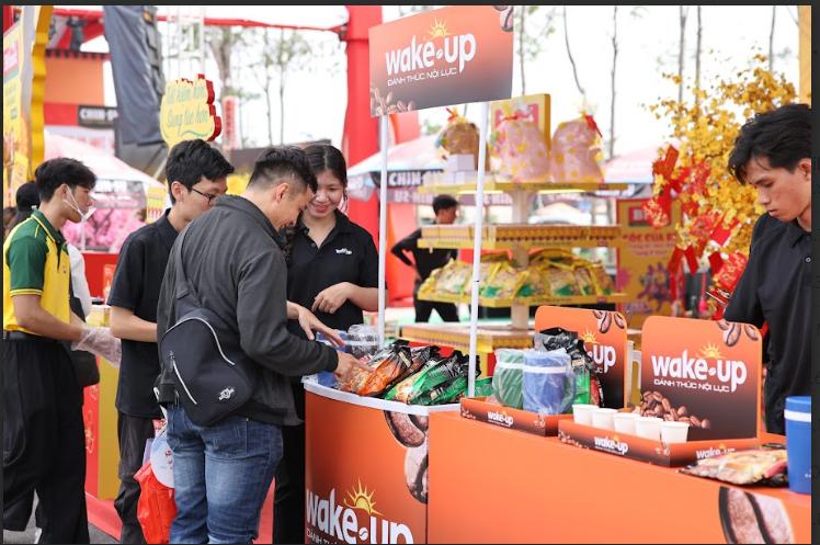Masan Consumer đ&oacute;n Tết T&acirc;y Đ&ocirc; tưng bừng c&ugrave;ng b&agrave; con miền T&acirc;y - Ảnh 9.