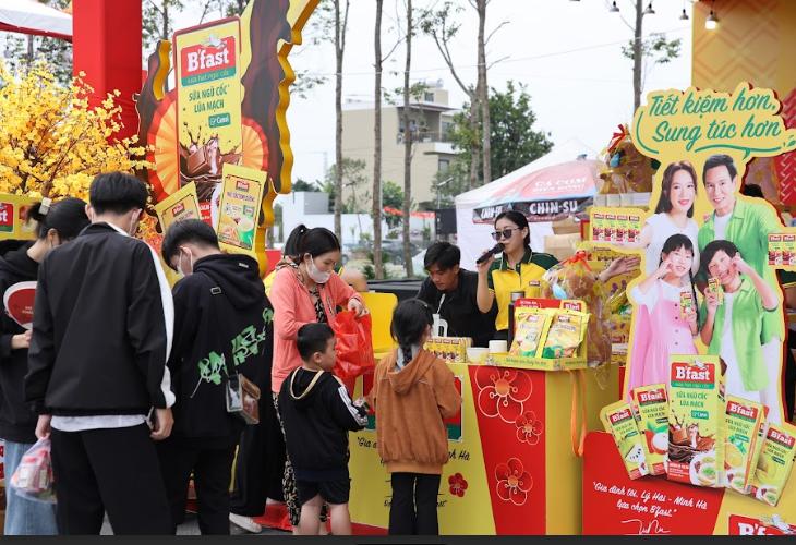 Masan Consumer đ&oacute;n Tết T&acirc;y Đ&ocirc; tưng bừng c&ugrave;ng b&agrave; con miền T&acirc;y - Ảnh 11.