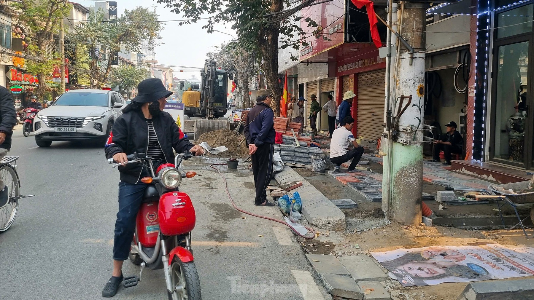 ' Dân phố ' Hải Phòng khốn khổ vì vỉa hè Hải Phòng bị lật tung ngày cận Tết - Ảnh 9.