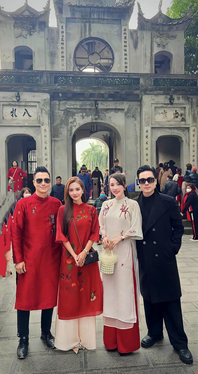 Cặp đ&ocirc;i diễn vi&ecirc;n Vbiz c&ocirc;ng khai b&ecirc;n nhau hậu bị t&oacute;m 1001 hint y&ecirc;u đương?- Ảnh 5.