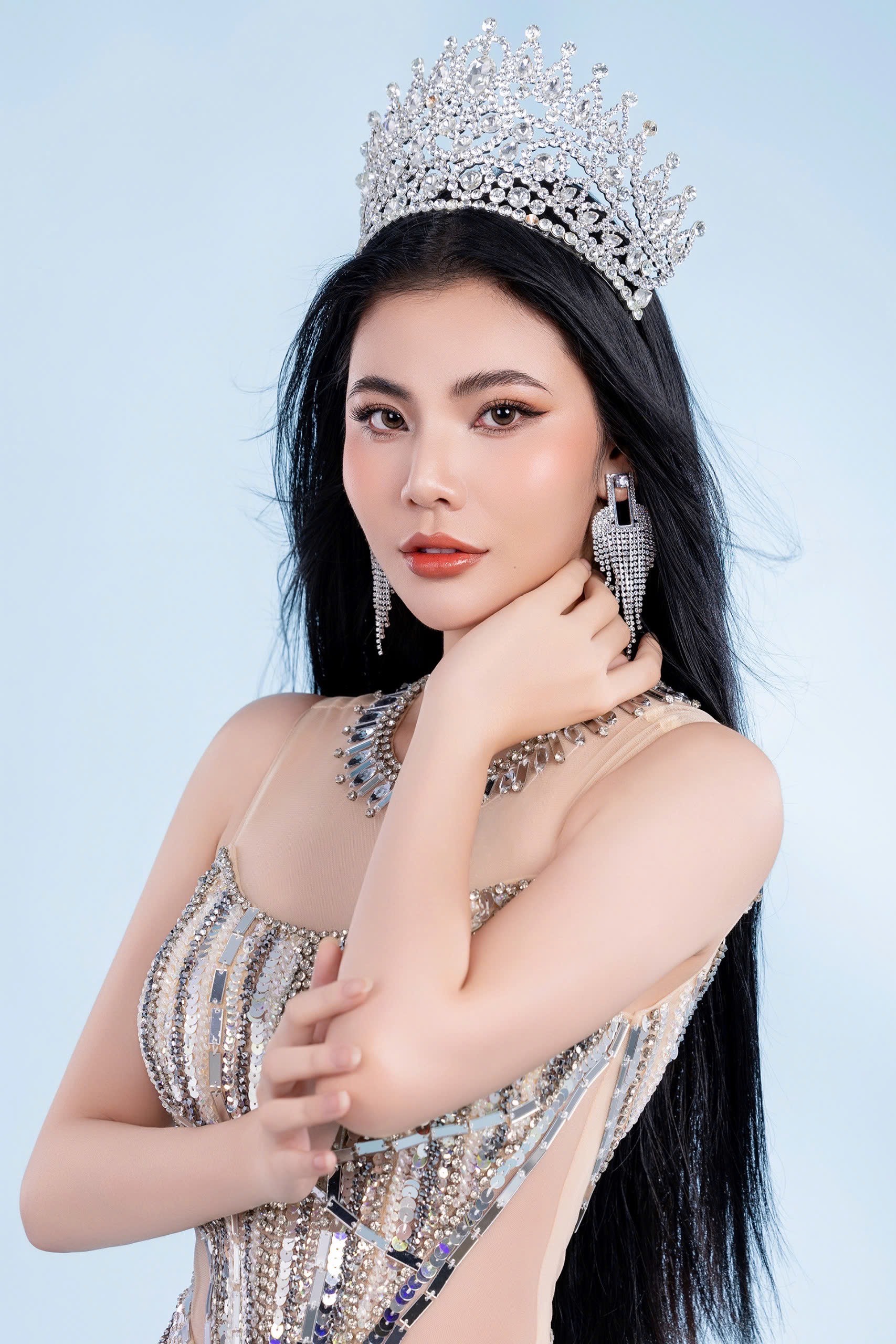 Á hậu Lê Kim Khỏe trao tặng 150 phần quà Tết cho bà con nghèo Cà Mau- Ảnh 6.