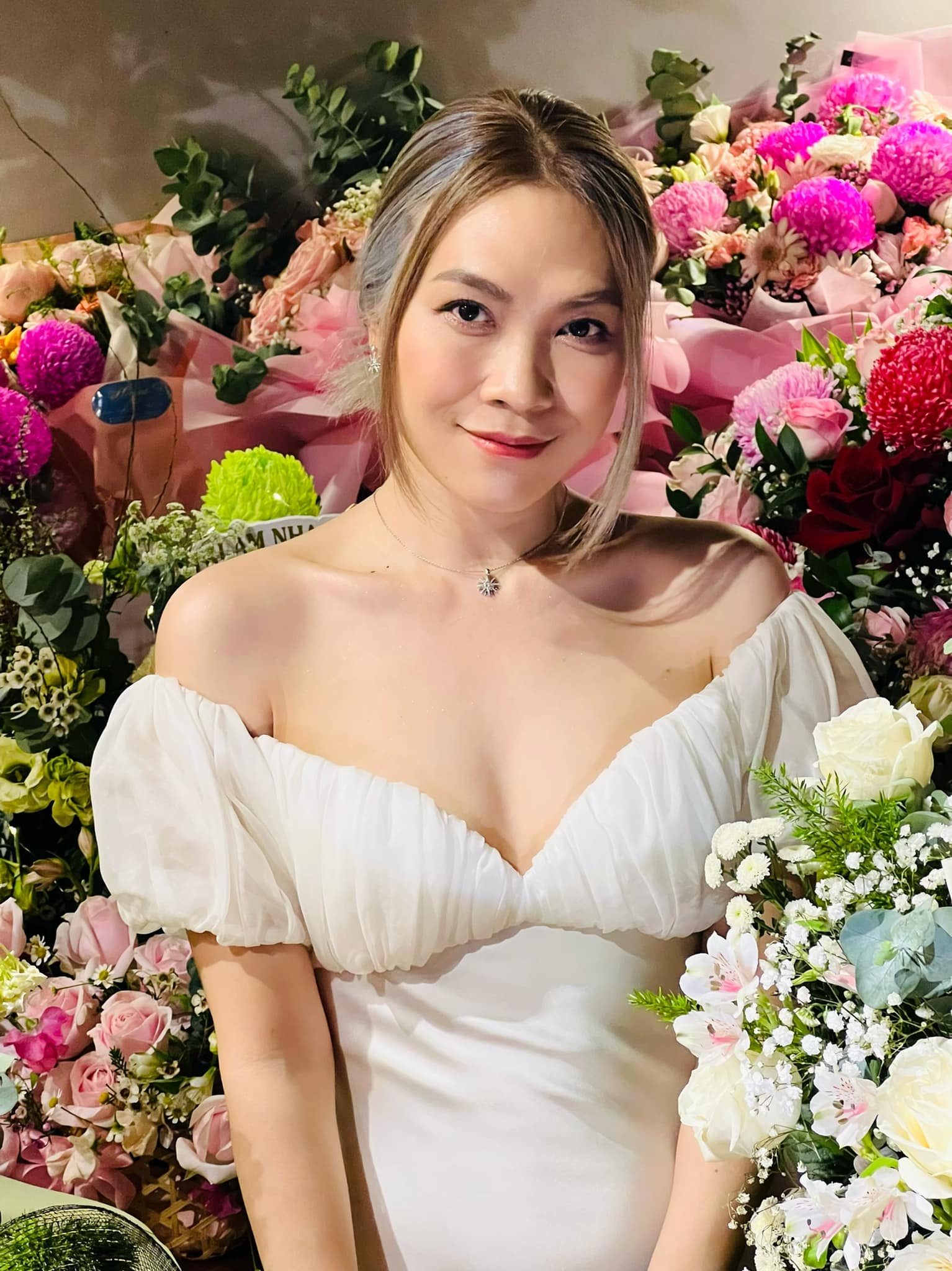 Video bắt gặp Mỹ T&acirc;m l&agrave;m một chuyện hiếm thấy, nhưng đang h&aacute;t th&igrave; phải ngừng v&igrave; 1 l&yacute; do- Ảnh 3.