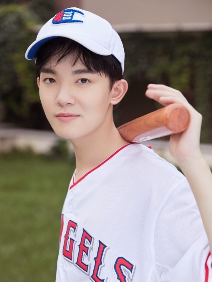 31 ng&agrave;y đầu năm hỗn loạn của Cbiz: Vụ Triệu Lộ Tư - Triệu Vy chỉ l&agrave; mở m&agrave;n, "tr&ugrave;m cuối" c&ograve;n ở ph&iacute;a sau? - Ảnh 4.