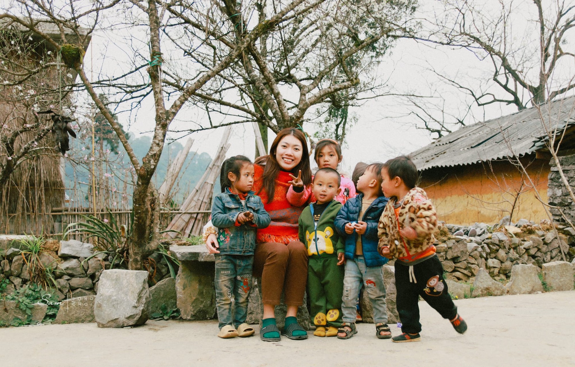 C&ocirc; n&agrave;ng 9x d&aacute;m bước ra khỏi v&ugrave;ng an to&agrave;n: 'Quăng quật' Honda Lead tr&ecirc;n đường đ&egrave;o, l&ecirc;n ngọn đồi hiu quạnh to&agrave;n tiếng quạ k&ecirc;u- Ảnh 11.