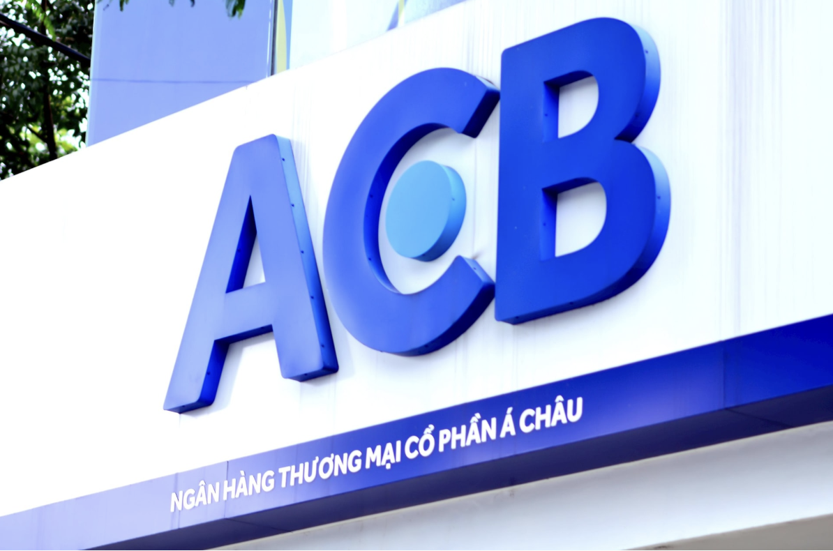 Lãnh đạo ACB bị vu khống đánh bạc và chuyển tiền quốc tế gây xôn xao dư luận - Ảnh 1.