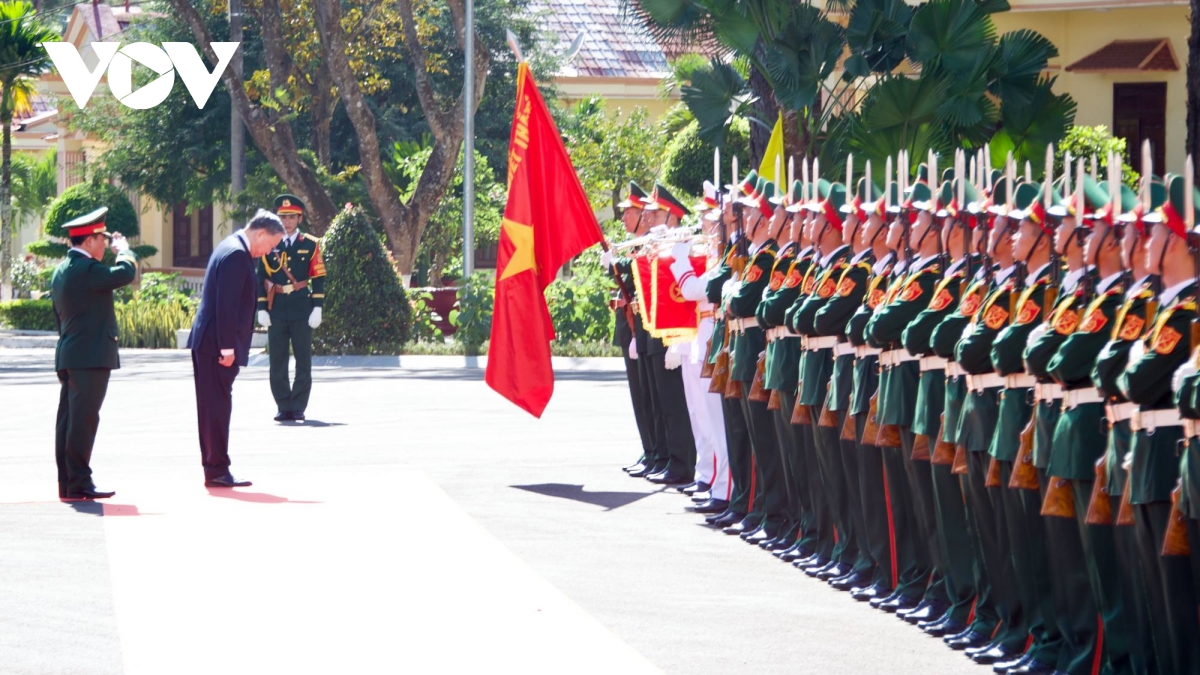 Tổng Bí thư Tô Lâm thăm Quân đoàn 34 tinh gọn mạnh mẽ - Ảnh 1.