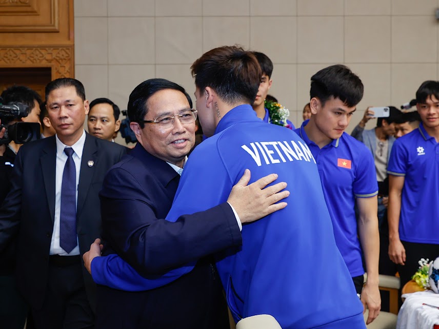 Đội tuyển bóng đá Việt Nam nhận thưởng lớn sau chiến thắng lịch sử tại ASEAN Cup 2024 - Ảnh 11.