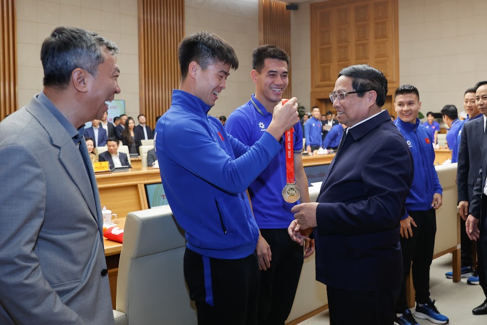 Đội tuyển bóng đá Việt Nam nhận thưởng lớn sau chiến thắng lịch sử tại ASEAN Cup 2024 - Ảnh 13.