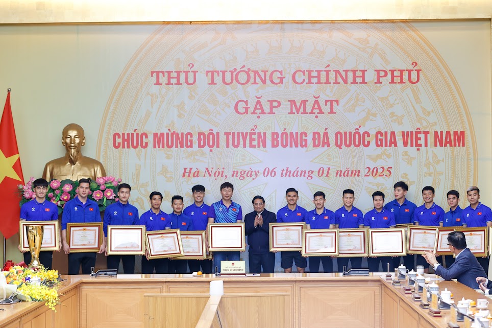 Đội tuyển bóng đá Việt Nam nhận thưởng lớn sau chiến thắng lịch sử tại ASEAN Cup 2024 - Ảnh 6.