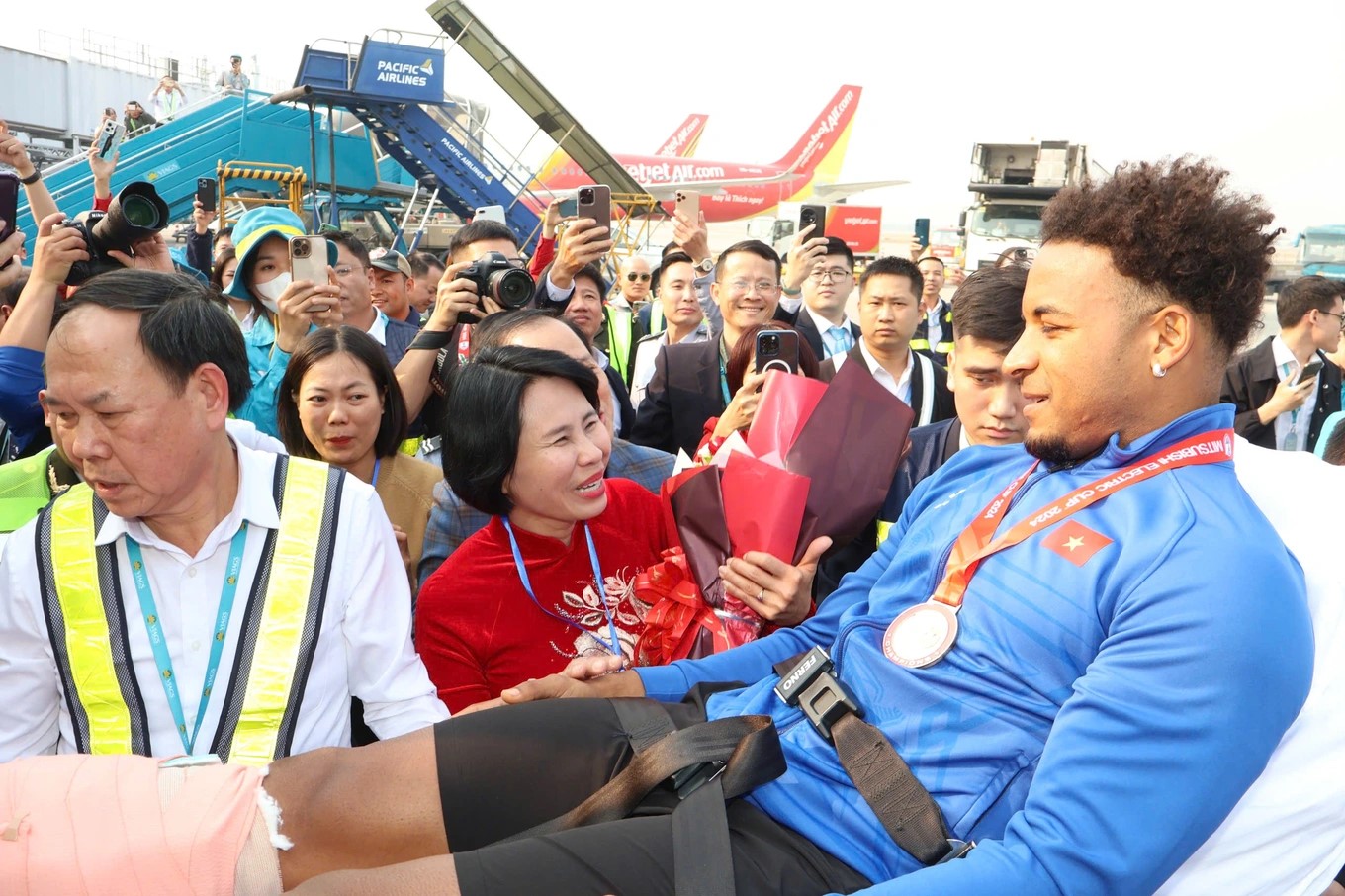 Đội tuyển bóng đá Việt Nam nhận thưởng lớn sau chiến thắng lịch sử tại ASEAN Cup 2024 - Ảnh 20.