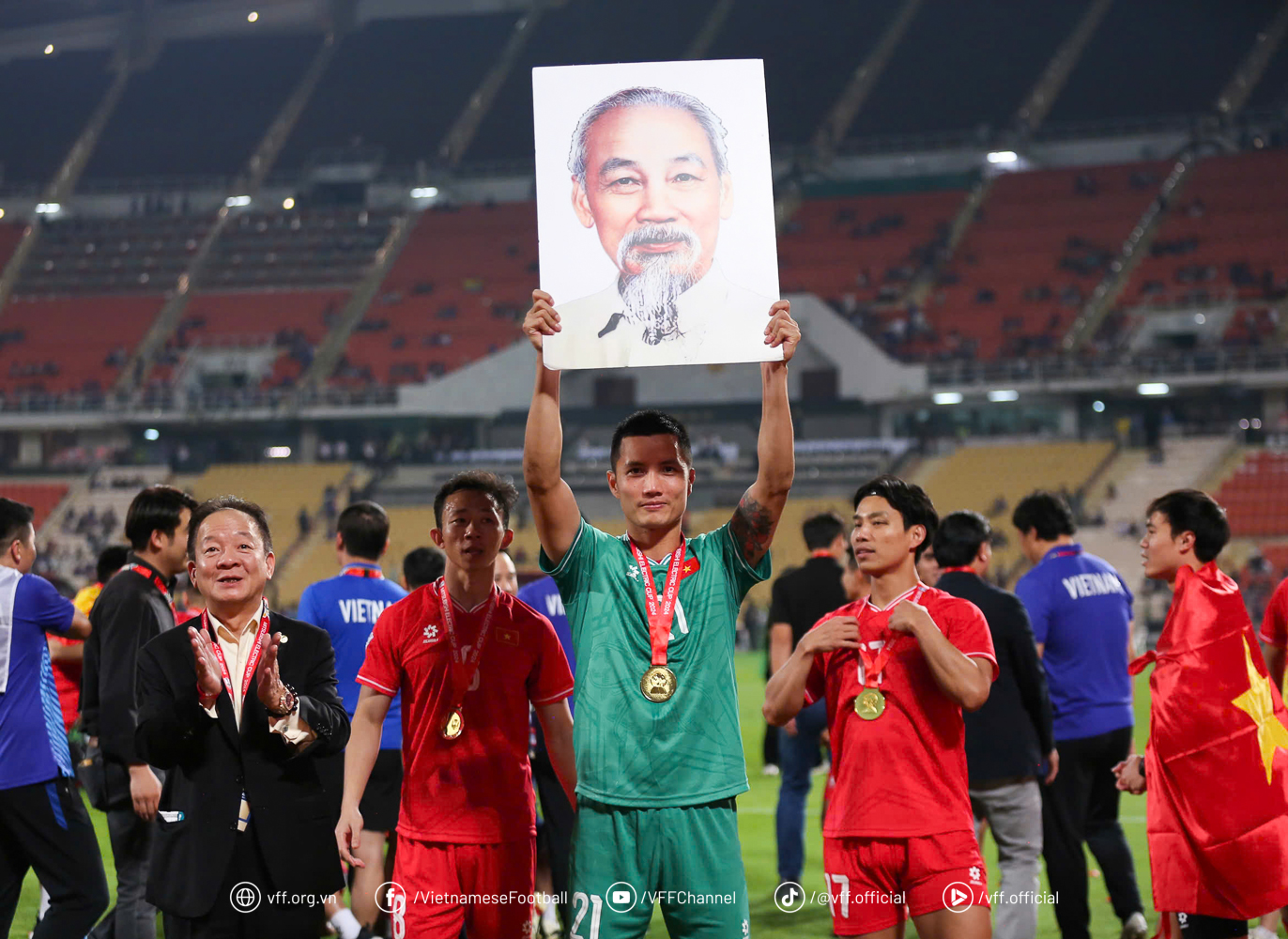 Đội tuyển bóng đá Việt Nam nhận thưởng lớn sau chiến thắng lịch sử tại ASEAN Cup 2024 - Ảnh 36.