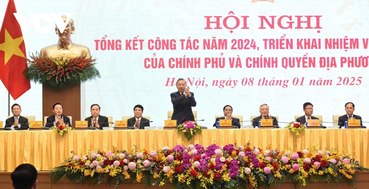 Tổng Bí thư Tô Lâm dự Hội nghị triển khai nhiệm vụ 2025 với Chính phủ và địa phương - Ảnh 3.