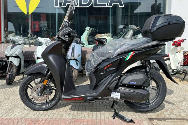 Honda SH150i 2025 bản đặc biệt về Việt Nam, giá hơn 200 triệu đồng - Ảnh 3.