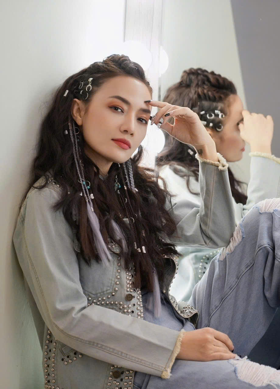 Nữ nghệ sĩ Việt bị chơi xấu, rời showbiz: 10 năm ở ẩn, không yêu ai, nhan sắc ngoài 40 vô cùng xinh đẹp- Ảnh 1. Nữ nghệ sĩ Việt bị chơi xấu, rời showbiz: 10 năm ở ẩn, không yêu ai, nhan sắc ngoài 40 vô cùng xinh đẹp- Ảnh 1.