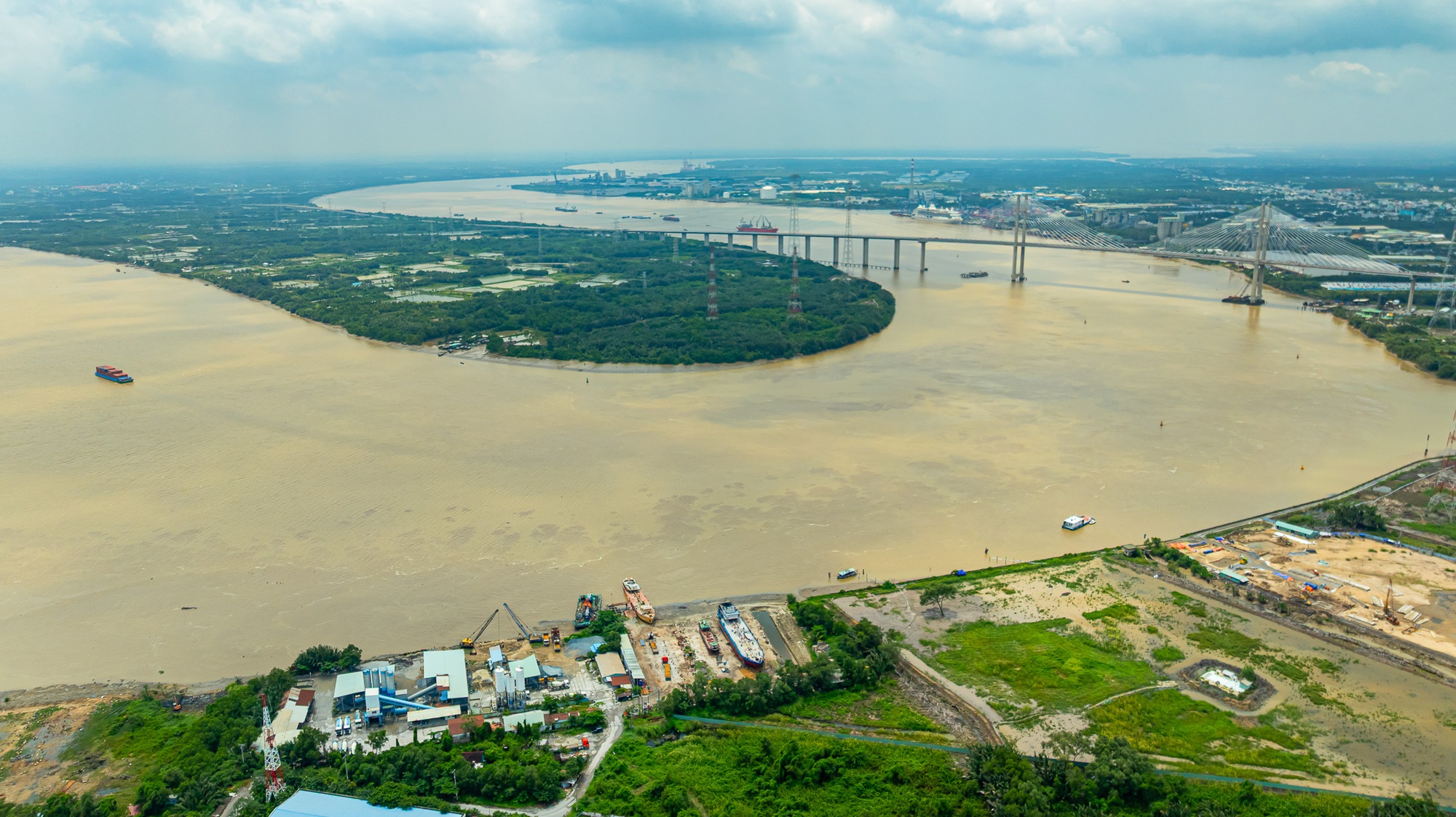 To&agrave;n cảnh khu vực sẽ được Vingroup đầu tư gần 3 tỷ USD l&agrave;m metro, nối trung t&acirc;m TP.HCM với si&ecirc;u dự &aacute;n lấn biển lớn nhất Việt Nam - Ảnh 4.