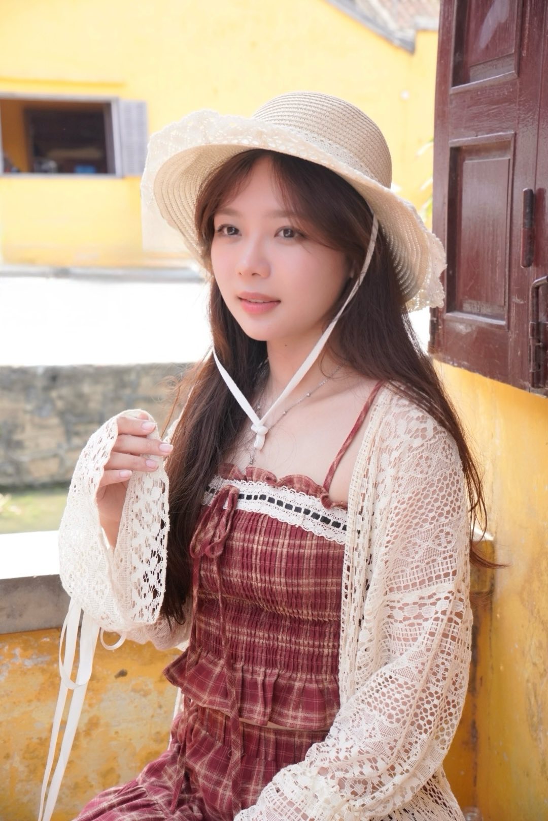 Đây mới là chuyện thật về cô gái nổi tiếng vì khoảnh khắc “chưa nổi đã chìm” trên VTV24- Ảnh 8. Đây mới là chuyện thật về cô gái nổi tiếng vì khoảnh khắc “chưa nổi đã chìm” trên VTV24- Ảnh 8.