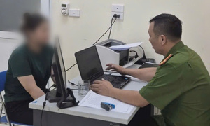 Giải cứu nam sinh suýt bị bọn lừa đảo khống chế lên máy bay để đòi tiền gia đình- Ảnh 2.