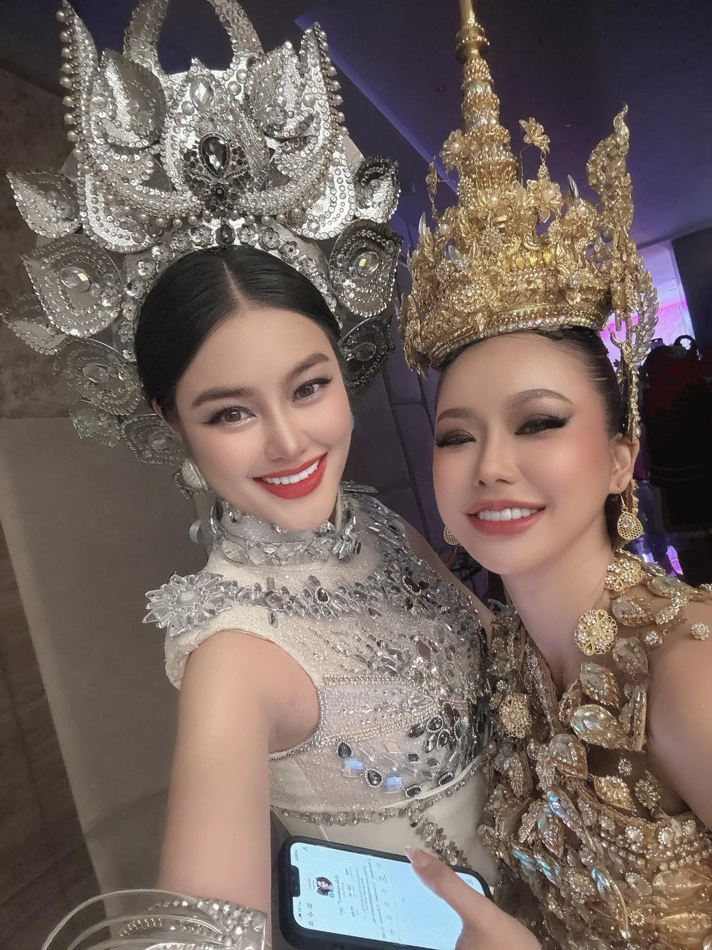 Đại diện Việt Nam và thí sinh hoảng loạn, ôm nhau khóc khi động đất xảy ra- Ảnh 1. Đại diện Việt Nam và thí sinh hoảng loạn, ôm nhau khóc khi động đất xảy ra- Ảnh 1.