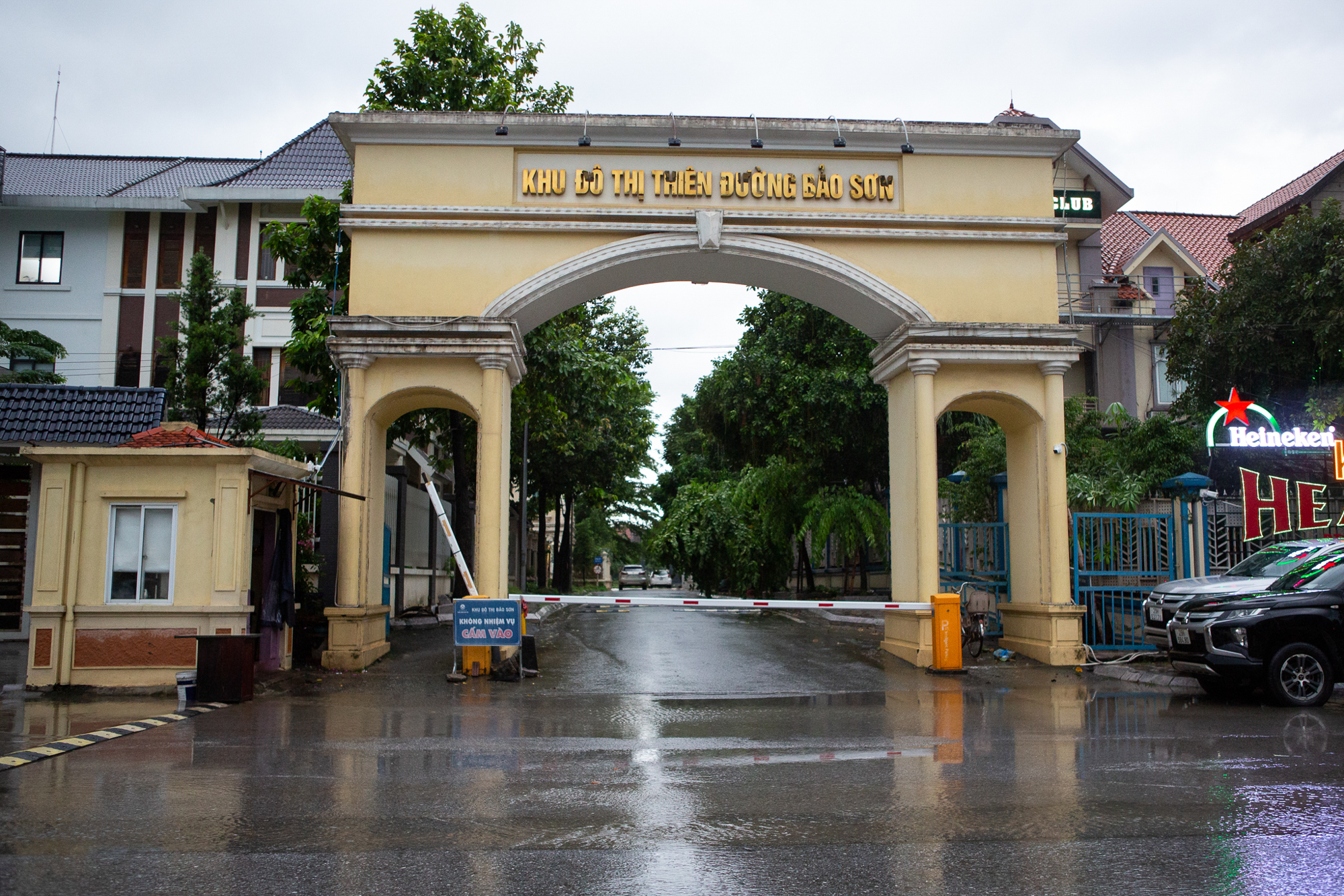 Thay bạn xem nhà ngày mưa bão: Geleximco hoá làng chài, Vinhomes Smart City vẫn thông thoáng- Ảnh 11. Thay bạn xem nhà ngày mưa bão: Geleximco hoá làng chài, Vinhomes Smart City vẫn thông thoáng- Ảnh 11.