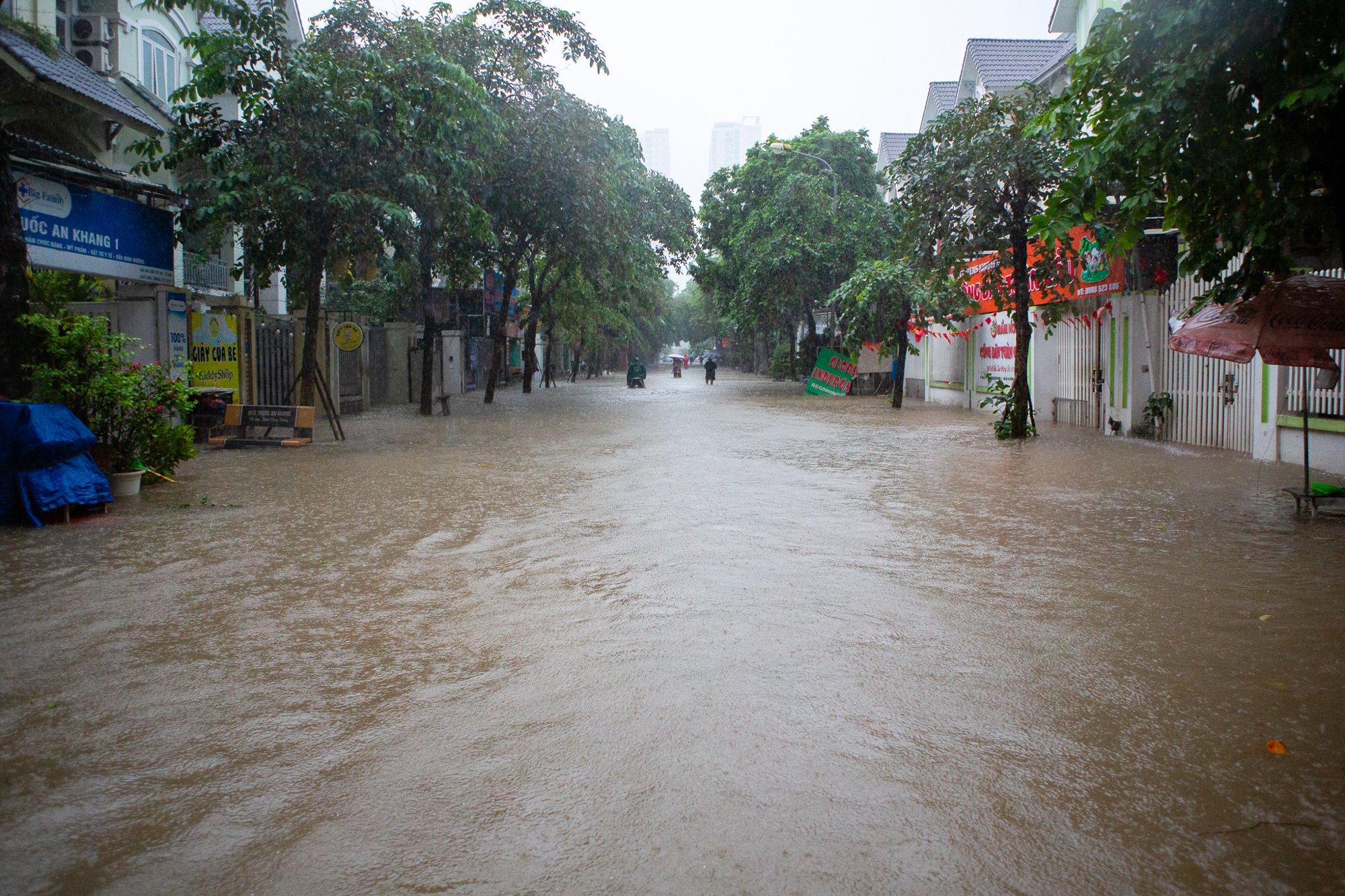 Thay bạn xem nhà ngày mưa bão: An Khánh hoá làng chài, Vinhomes Smart City vẫn thông thoáng- Ảnh 12.