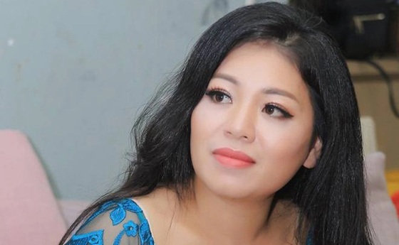 Nữ ca sĩ nhạc đỏ có học vị tiến sĩ, thừa tiền mua nhà chục tỷ nhưng vẫn ở chung cư Hà Nội- Ảnh 2. Nữ ca sĩ nhạc đỏ có học vị tiến sĩ, thừa tiền mua nhà chục tỷ nhưng vẫn ở chung cư Hà Nội- Ảnh 2.