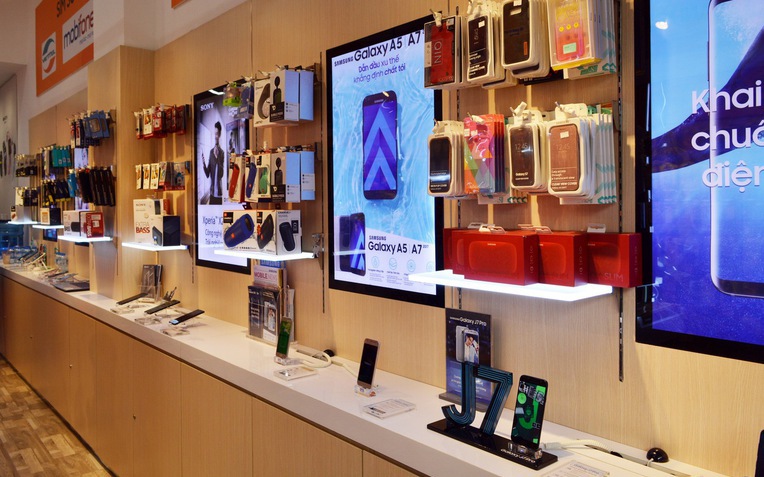 Một 'mỏ vàng' của Việt Nam vừa thu về hơn 16 tỷ USD: Mỹ là khách ruột nhiều năm liên tiếp, nước ta là ông lớn đứng thứ 2 thế giới- Ảnh 3. Khép lại thời huy hoàng rực rỡ, chuỗi bán lẻ di động 20 năm tuổi có tiếng tại VN chính thức rời sân chơi