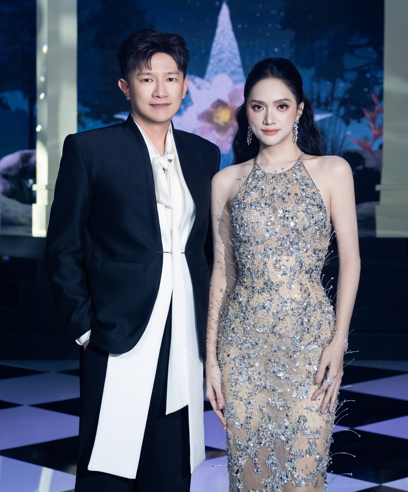 Dược sĩ Tiến “toang” với Hương Giang!- Ảnh 3. Dược sĩ Tiến “toang” với Hương Giang!- Ảnh 3.