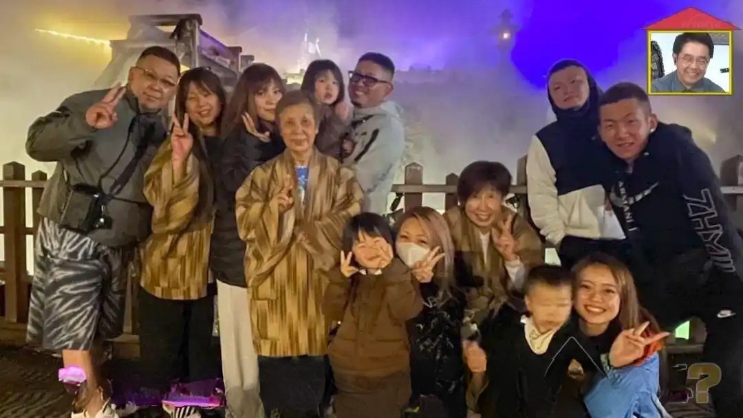 Người đàn ông chi 18 tỷ đồng mua đất xây biệt thự 110m2, mời cả con rể về chung sống 4 thế hệ: “Tôi không muốn các con gái vất vả”- Ảnh 2. Người đàn ông chi 18 tỷ đồng mua đất xây biệt thự 110m2, mời cả con rể về chung sống 4 thế hệ: “Tôi không muốn các con gái vất vả”- Ảnh 2.