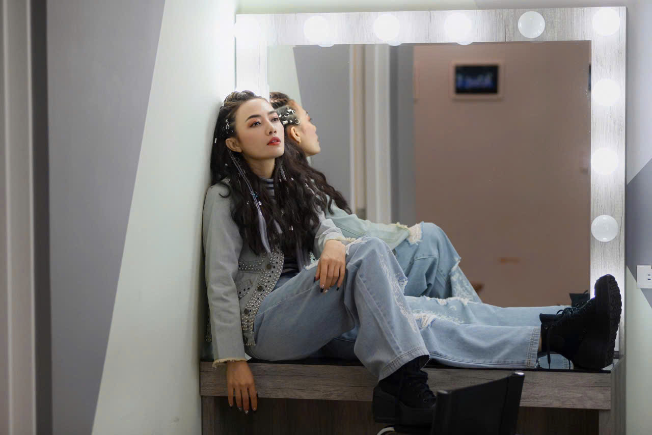 Nữ nghệ sĩ Việt bị chơi xấu, rời showbiz: 10 năm ở ẩn, không yêu ai, nhan sắc ngoài 40 vô cùng xinh đẹp- Ảnh 4. Nữ nghệ sĩ Việt bị chơi xấu, rời showbiz: 10 năm ở ẩn, không yêu ai, nhan sắc ngoài 40 vô cùng xinh đẹp- Ảnh 4.