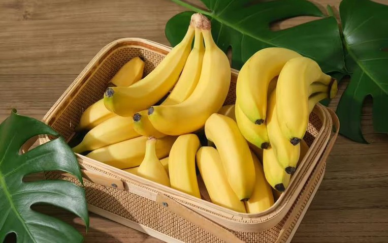 Chuối Sẽ Tươi Lâu Bất Ngờ Mà Không Bị Thâm Nếu Bạn Để Chúng Tránh Xa 4 Loại Trái Cây Này- Ảnh 1. Chuối Sẽ Tươi Lâu Bất Ngờ Mà Không Bị Thâm Nếu Bạn Để Chúng Tránh Xa 4 Loại Trái Cây Này- Ảnh 1.