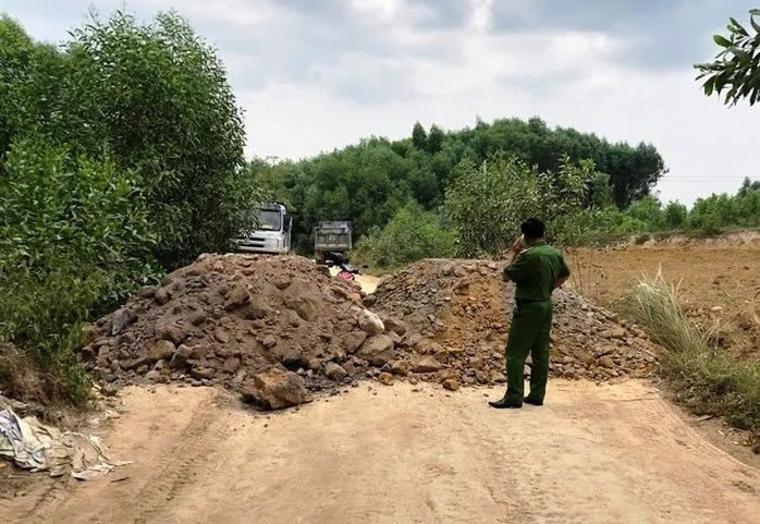 Quảng Ng&atilde;i bắt khẩn cấp gi&aacute;m đốc C&ocirc;ng ty TNHH L&yacute; Tuấn- Ảnh 3.