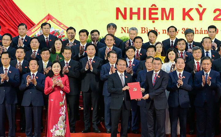 &Ocirc;ng Đặng Xu&acirc;n Phong được chỉ định giữ chức B&iacute; thư Tỉnh ủy Ninh B&igrave;nh- Ảnh 1.